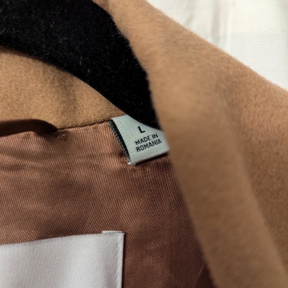 Babaton The New Stedman Coat in Virgin Wool - Gold Camel - Large - Picture 3 of 10